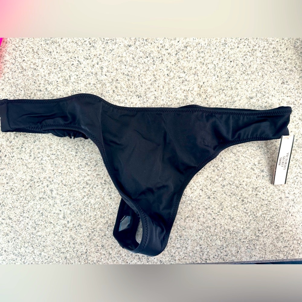 NWT Victoria’s Secret vintage black Ruffle back Teenie Thong swim Bikini size L